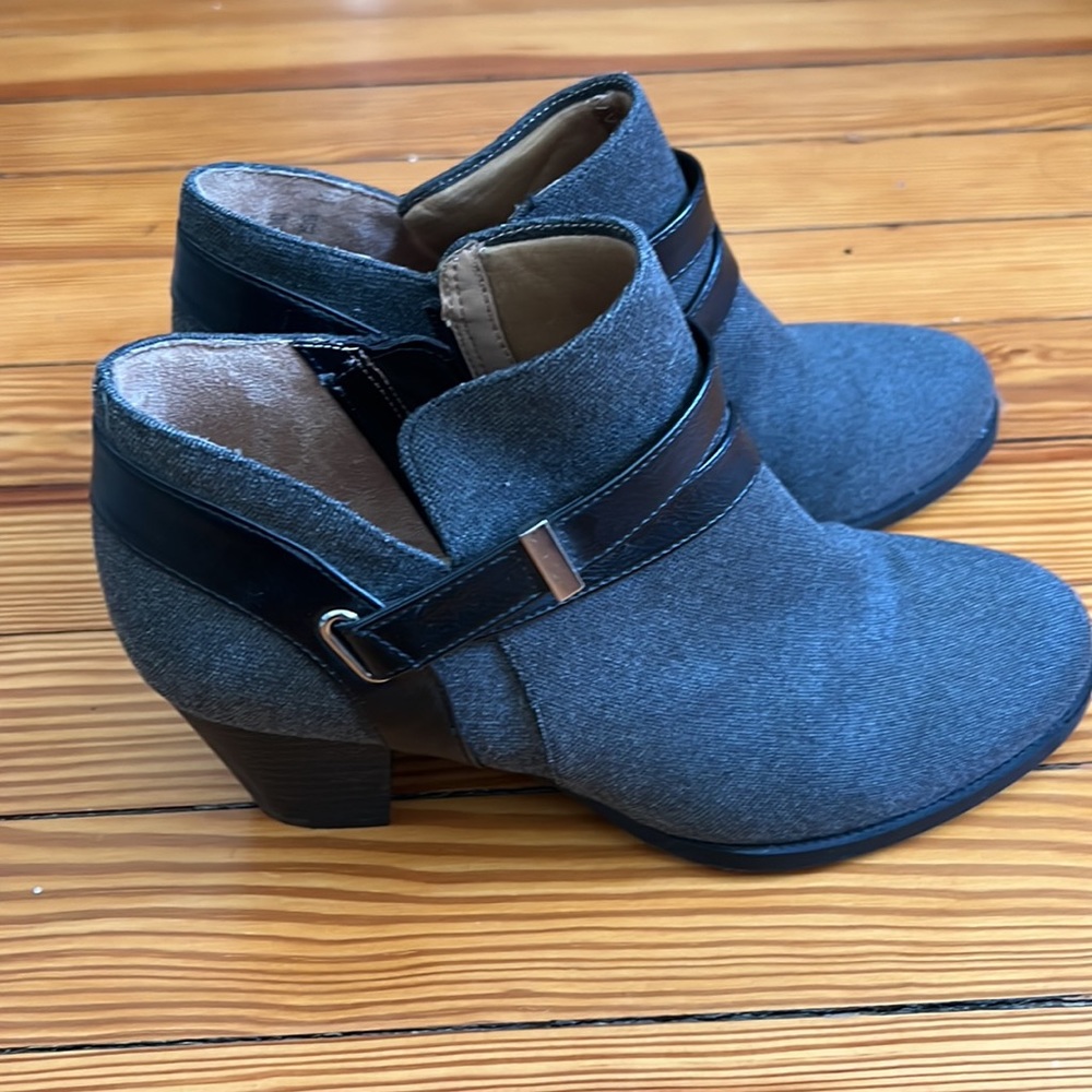 Abella True Comfort Ankle Boots. EUC